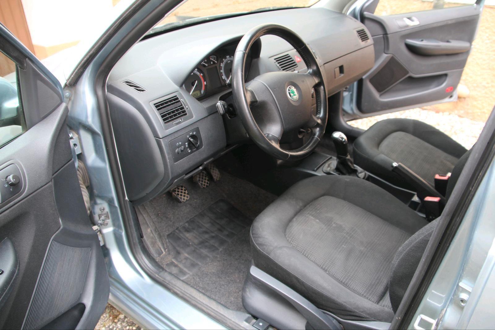 Skoda Fabia 2006 — engine 75 HP (55kW)