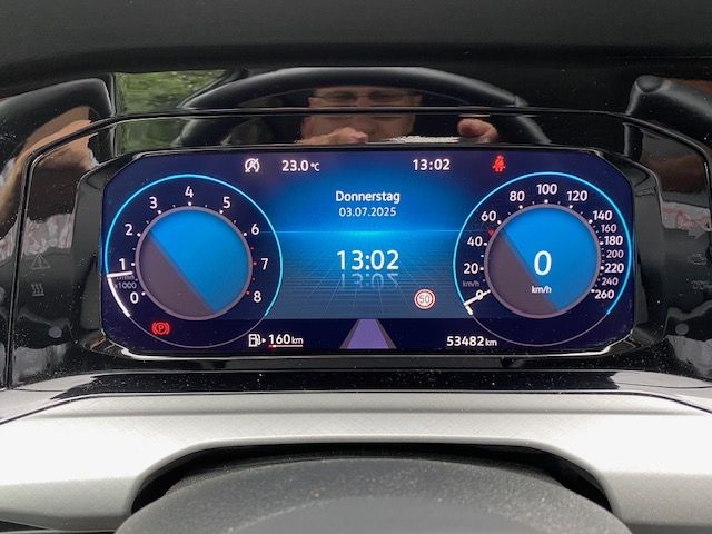 Golf VIII 1.5 TSI Life LED/NAVI+VZE/16-ZOLL/PDC/