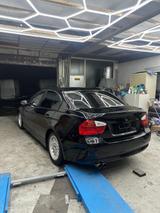 BMW e90 325i  Automatik / TÜV/ Notverkauf/... - BMW 325 in Leverkusen