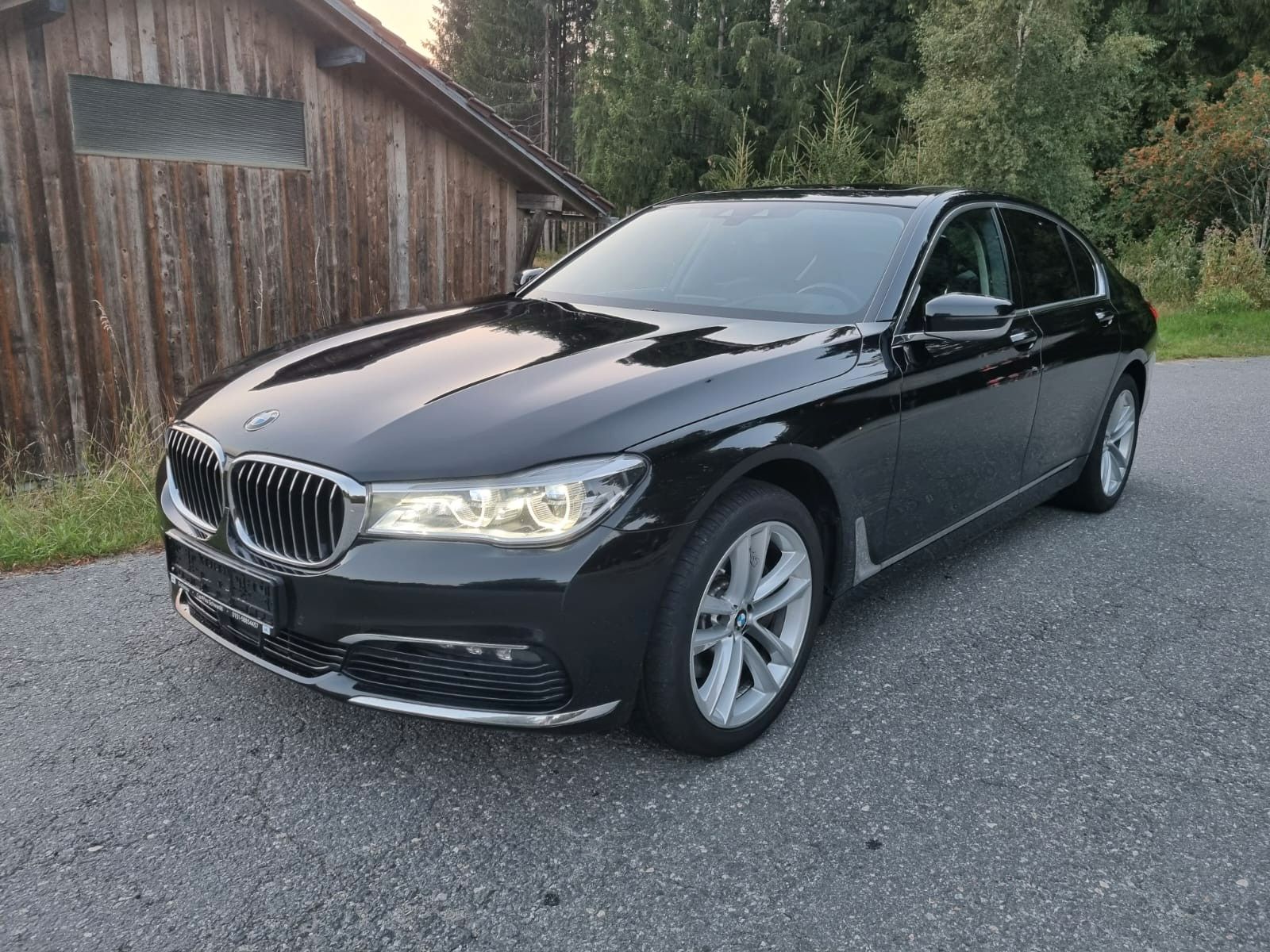 BMW BMW 730d xDrive Pano,4xSHZ,Massage,Head-up