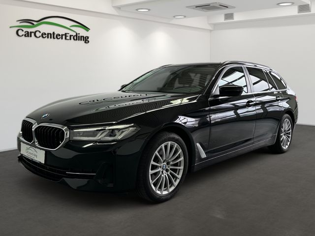 BMW 520dTouring*LED*NaviLive*Leder*Kamera*M Lenkrad