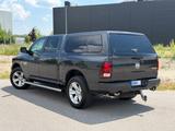 Dodge RAM 1500 Sport mit großer Gasanlage - : mit Gasanlage