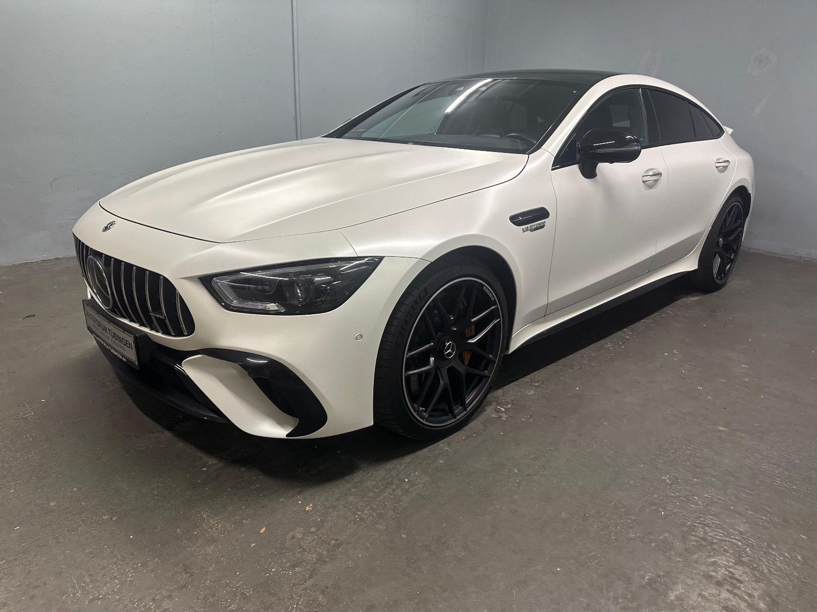 Fahrzeugabbildung Mercedes-Benz GT 63 S E PERFORMANCE 4M *KERAMIK*PERFORM.-SITZE