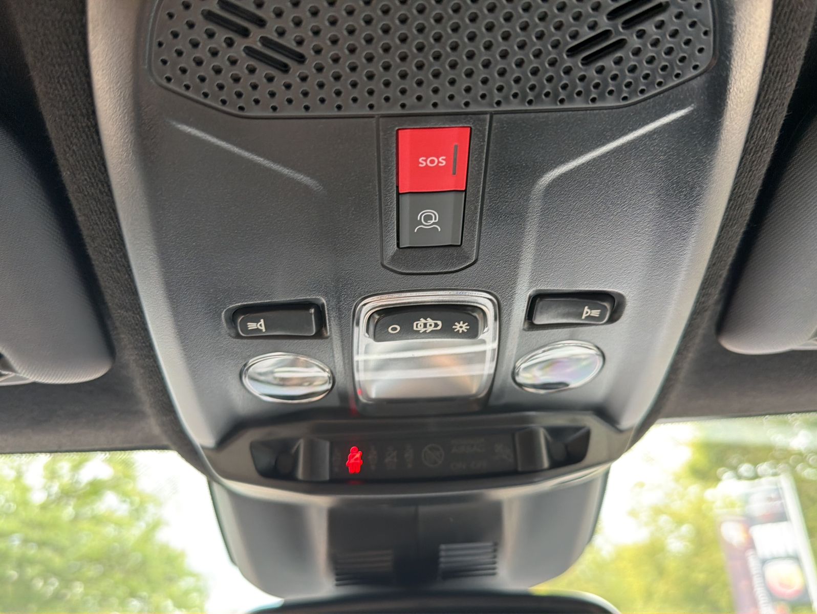 Fahrzeugabbildung Opel Corsa GS 1.2T - Hybrid - Automatik
