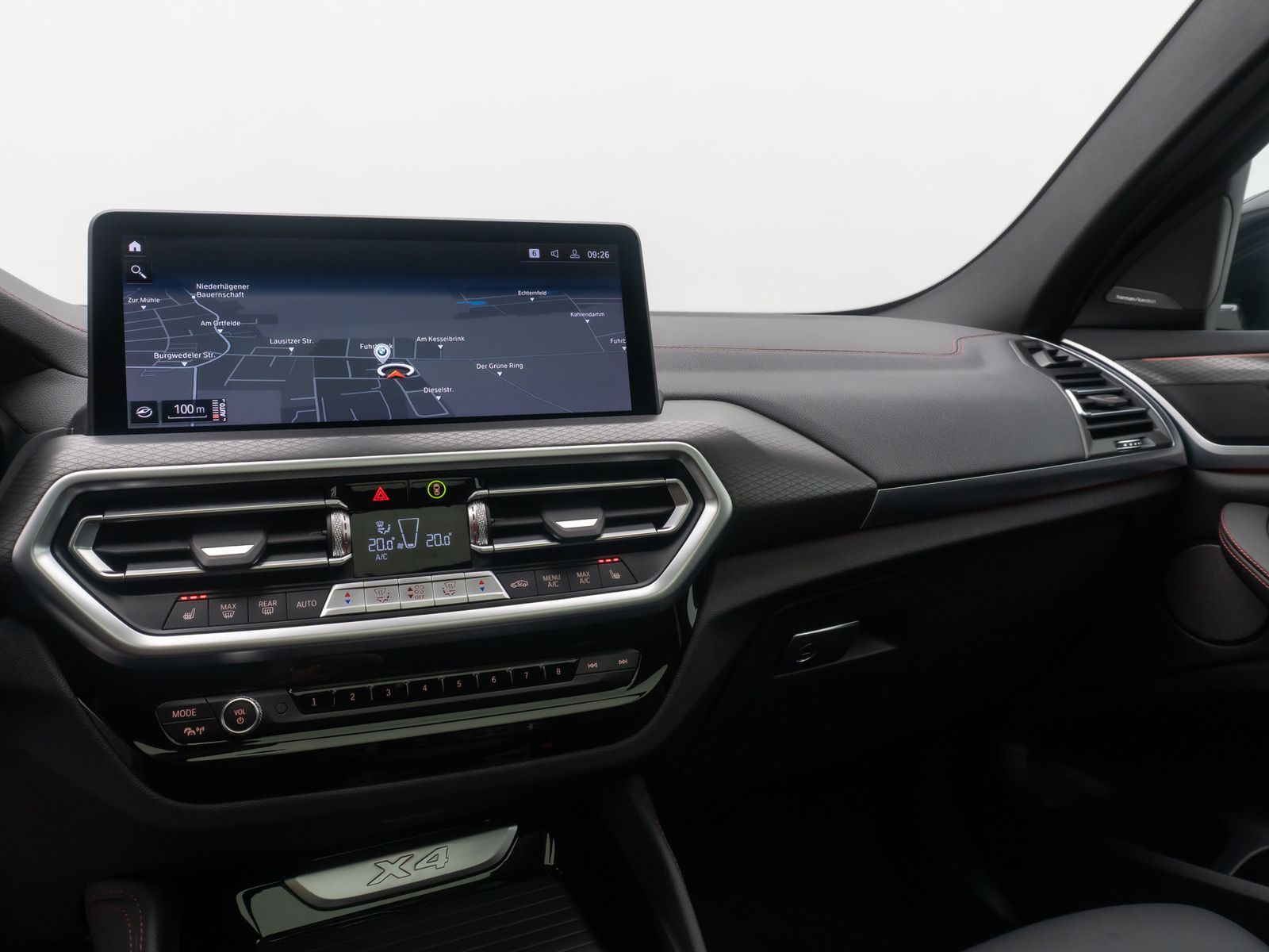 Fahrzeugabbildung BMW X4 xD20d M Sport Panorama HUD H/K DAB Laser AHK