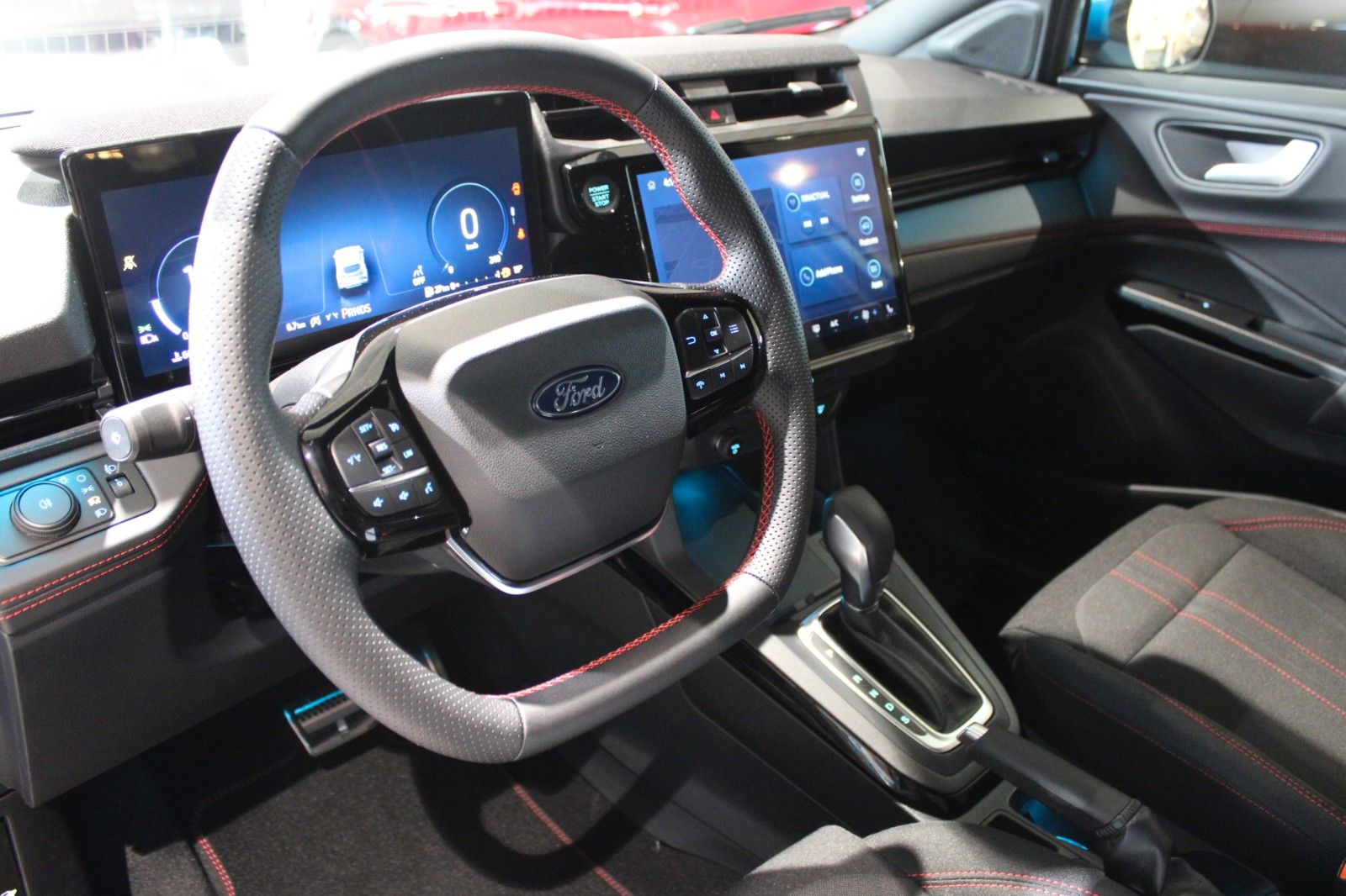 Fahrzeugabbildung Ford Puma 1.0 EcoBoost Hybrid ST-Line Automatik + GJR