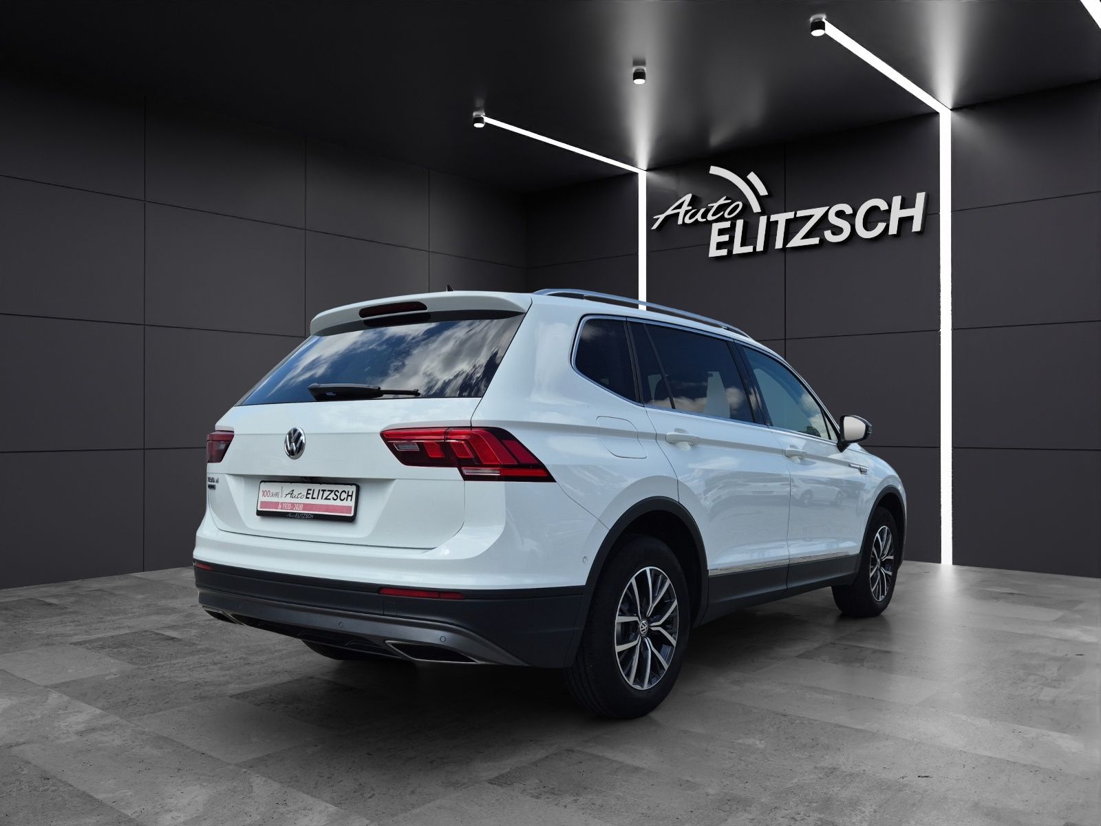 Fahrzeugabbildung Volkswagen Tiguan Allspace TSI Comfortline DSG LED Navi AID