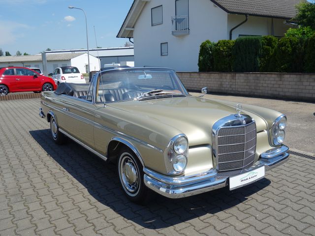 Mercedes-Benz 300 SE Cabriolet Top Original mit 58000 Km