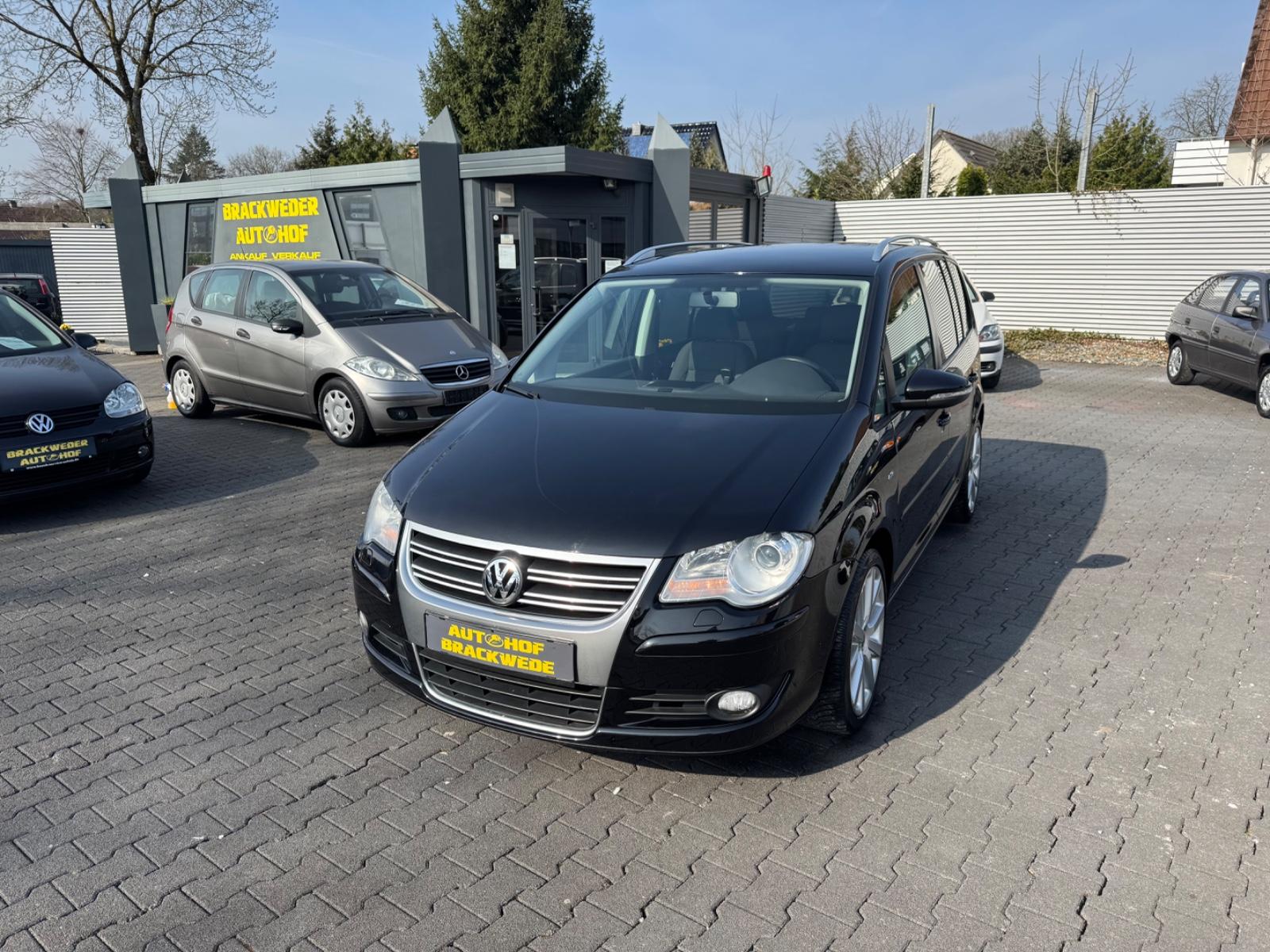 Volkswagen Touran Highline R-LINE Navi Sitzheizung PDC