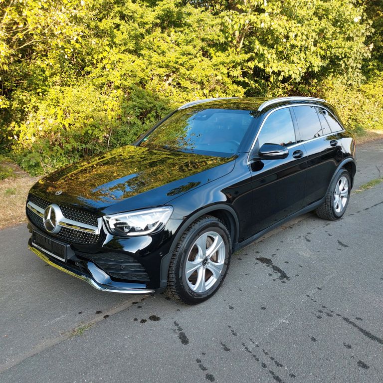 Image of Mercedes-Benz GLC 220