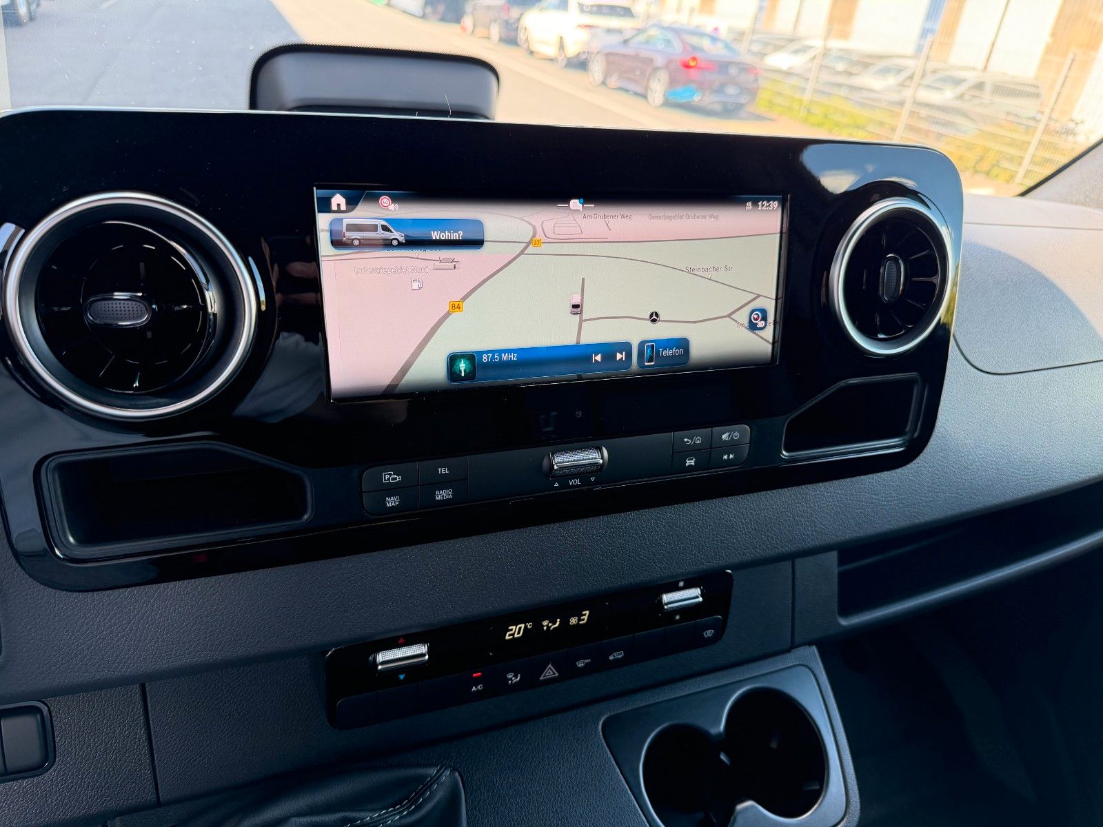 Fahrzeugabbildung Mercedes-Benz Sprinter 317 CDI 4325 Pritsche Klima Navi