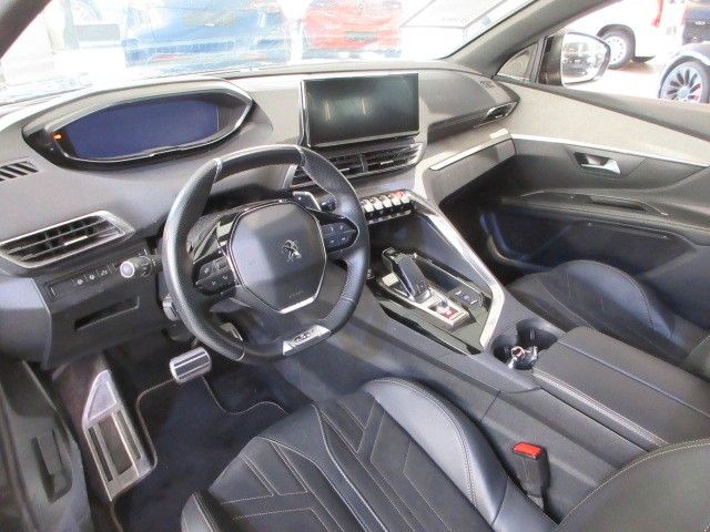 Fahrzeugabbildung Peugeot 5008 GT 1.2T LED/NAVI/SHZ/PDC/R´CAM/7-SITZ/LEDER