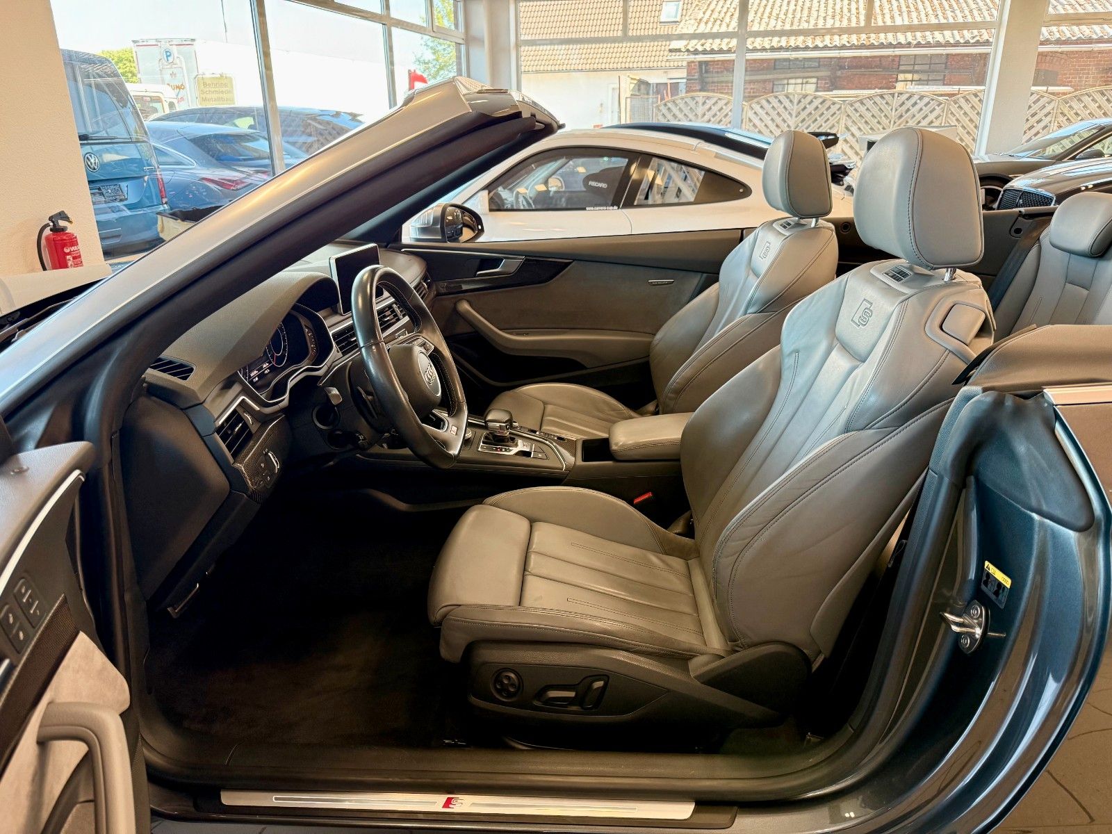 Fahrzeugabbildung Audi S5 Cabrio 3.0 TFSI quattro