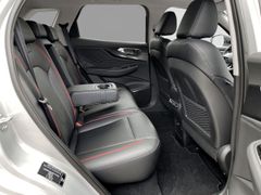 BAIC Beijing X75 PANO Leder CarPlay SHZ inkl. ÜBF STM