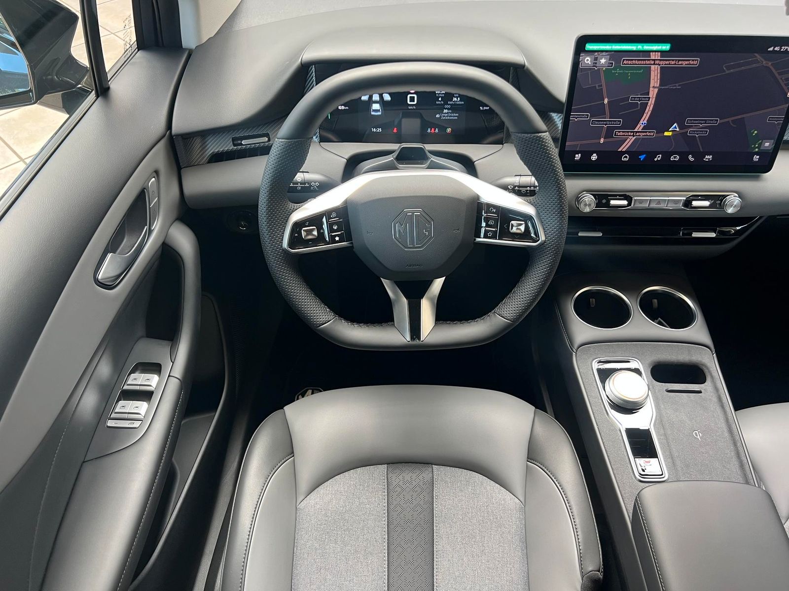 MG4 EV Premium 64 kWh 360*CARPLAY*ACC*LED*SOFORT imagem 3