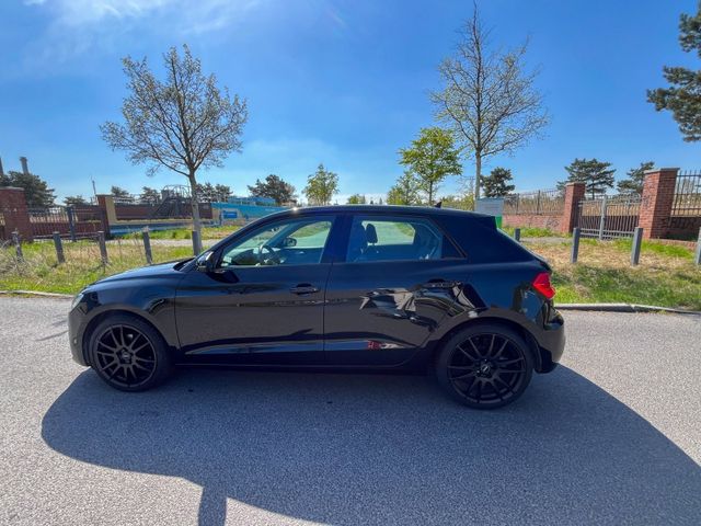 AUDI Audi A1 Sportback 30 TFSI in gepflegtem Zu...