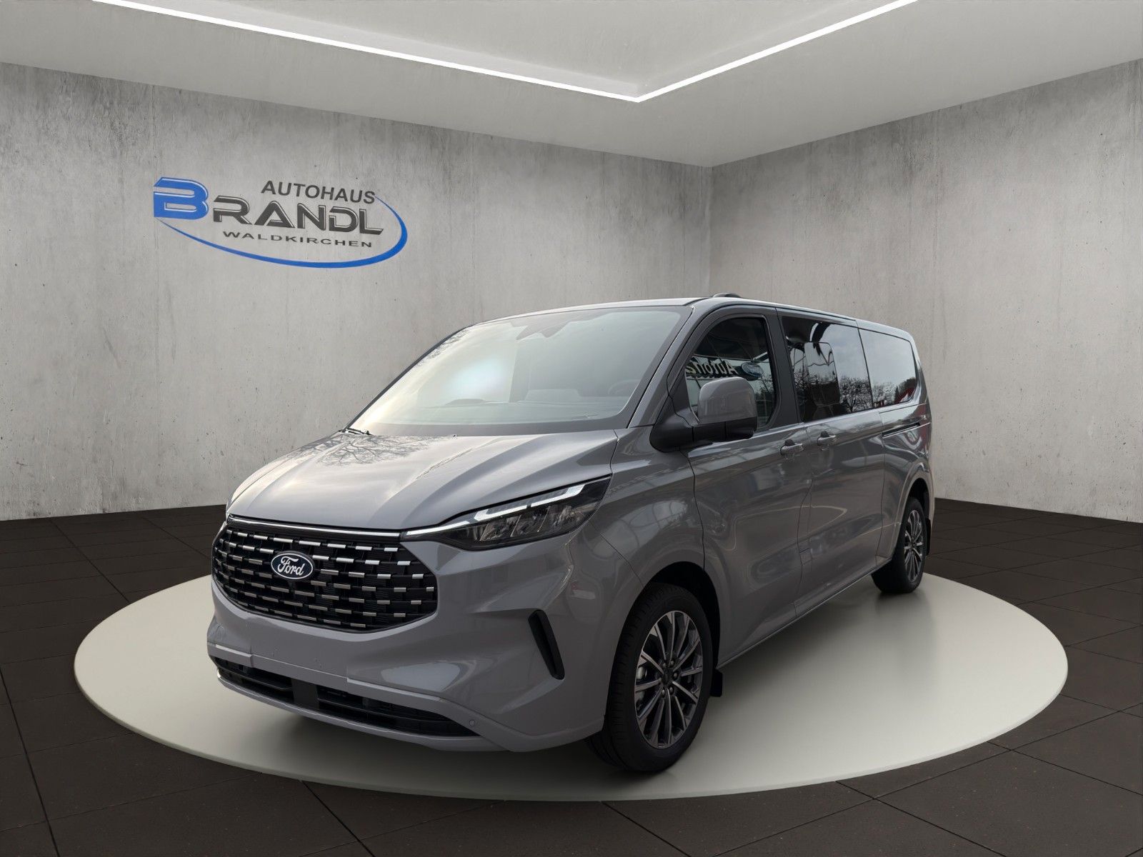 Ford Tourneo Custom 2.0 EcoBlue L2 Titanium X Aut. imagem 2