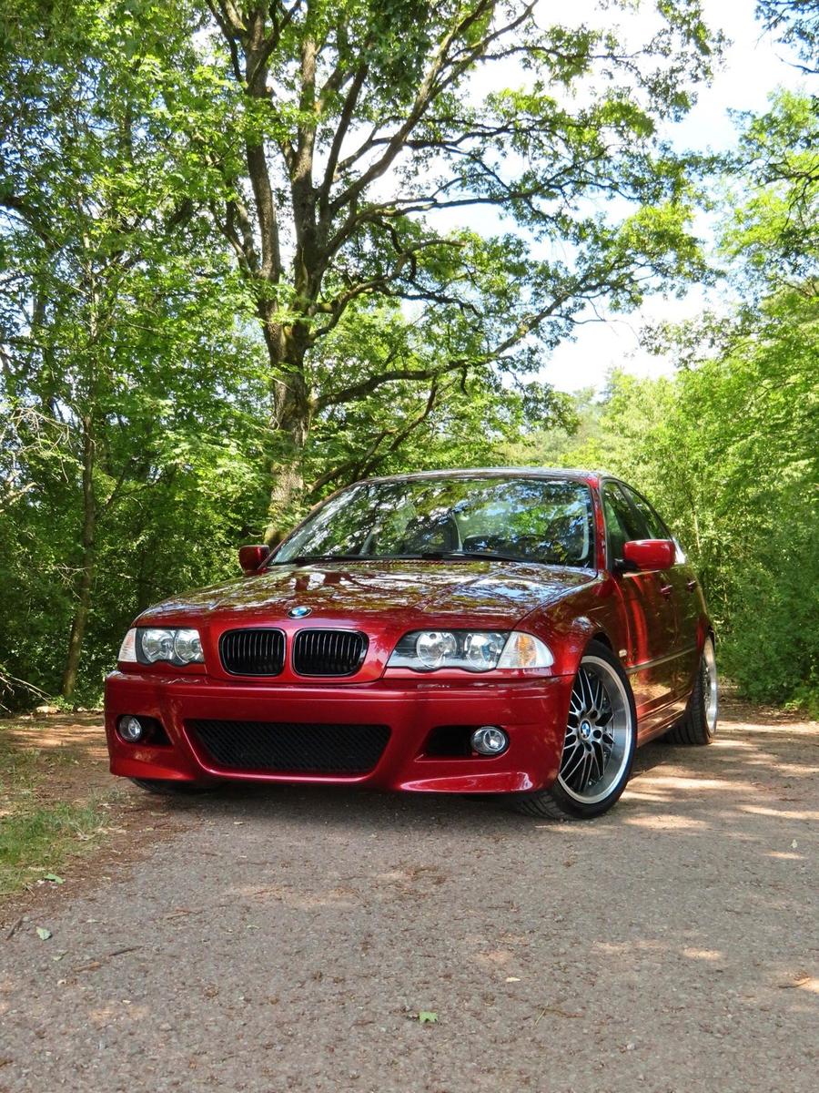 BMW 320