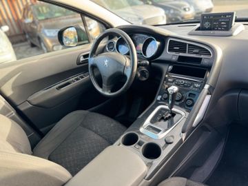 Peugeot 3008 - 8