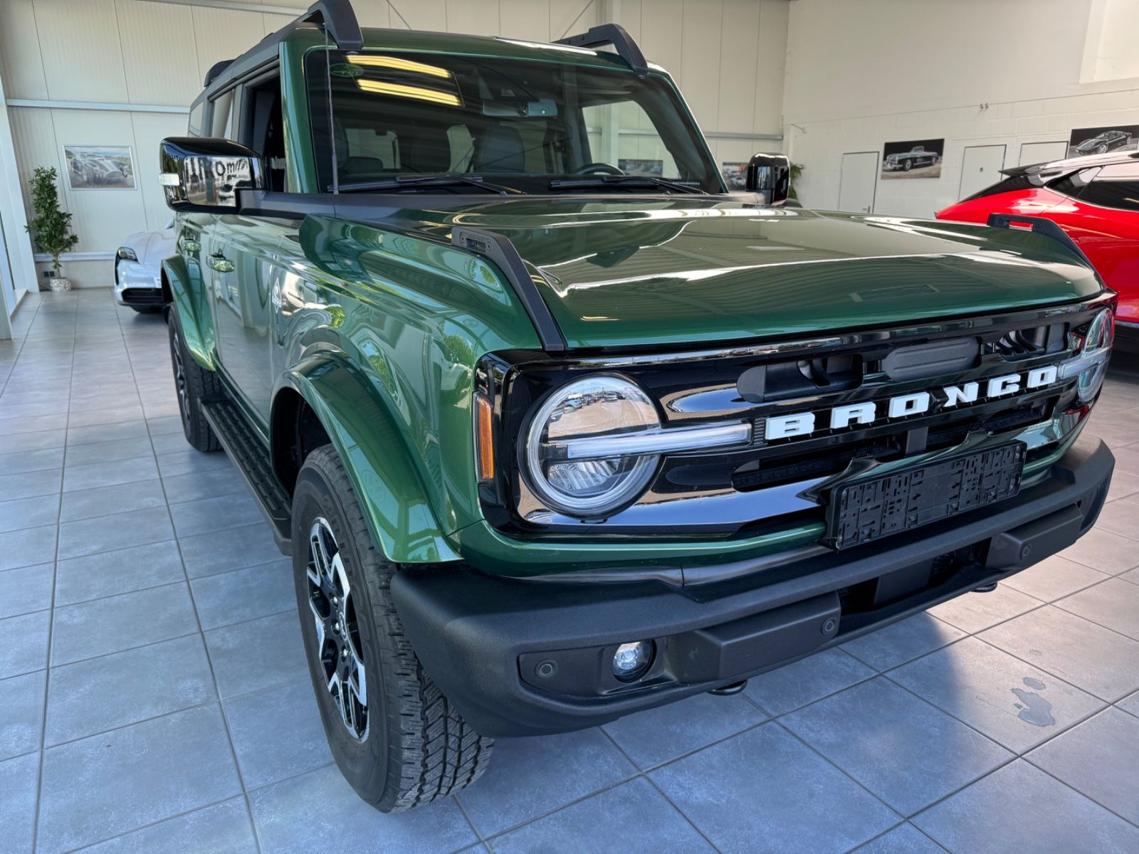 Fahrzeugabbildung Ford Bronco TG1 Outer Banks 4x4