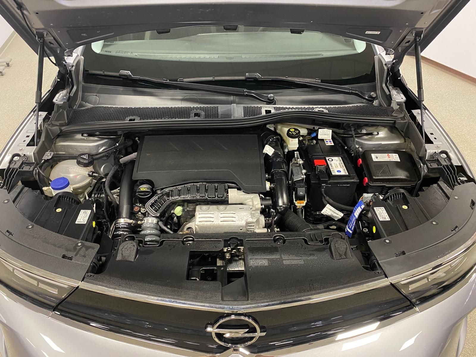 Fahrzeugabbildung Opel Mokka Edition KLIMA+ALU+Metallic+Allwetter+LED