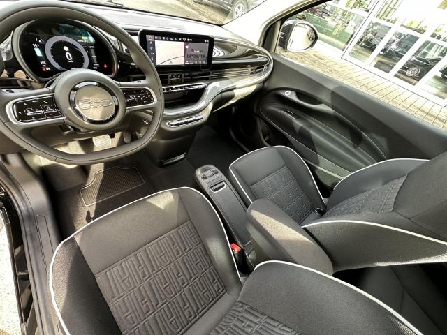 500e 42kWh KOMFORT PAKET PDC Klima Navi