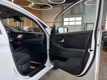 Kia Carens UEFA Euro 2016 *2. Hand*Klima*Kamera*Navi