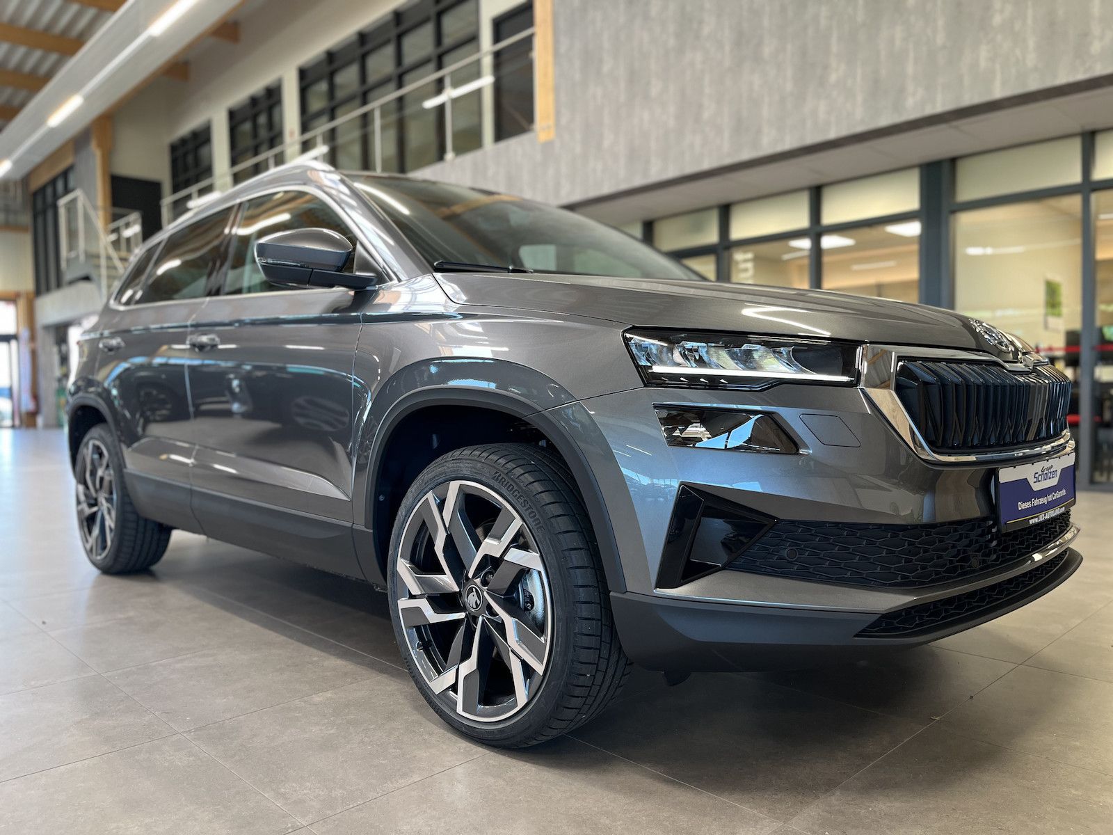 Skoda Karoq TOP Selection TDI DSG 4x4*AHK*ACC*5JG*19´ imagem 3