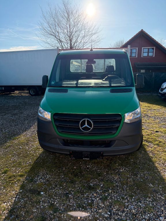 Image of Mercedes-Benz Sprinter