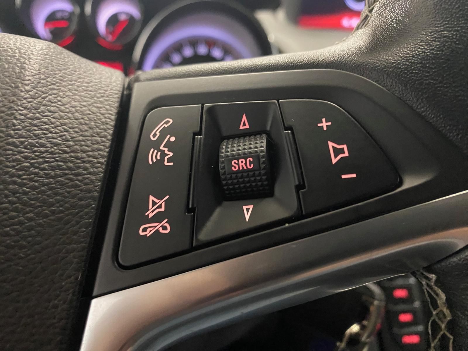 Fahrzeugabbildung Opel Meriva 1.4 16V Turbo Innovation+NAVI+KAMERA+PDC