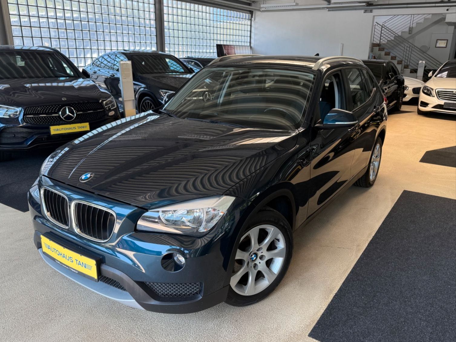 Fahrzeugabbildung BMW X1 sDrive 16 d