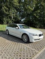 BMW 520d VOLL AUSGESTATTET - BMW 520 aus 2010: 520d