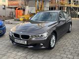 BMW 320i-Automatik-PDC-AHK-TEMP-SHZ-Top Zustand! - BMW 320: Braun