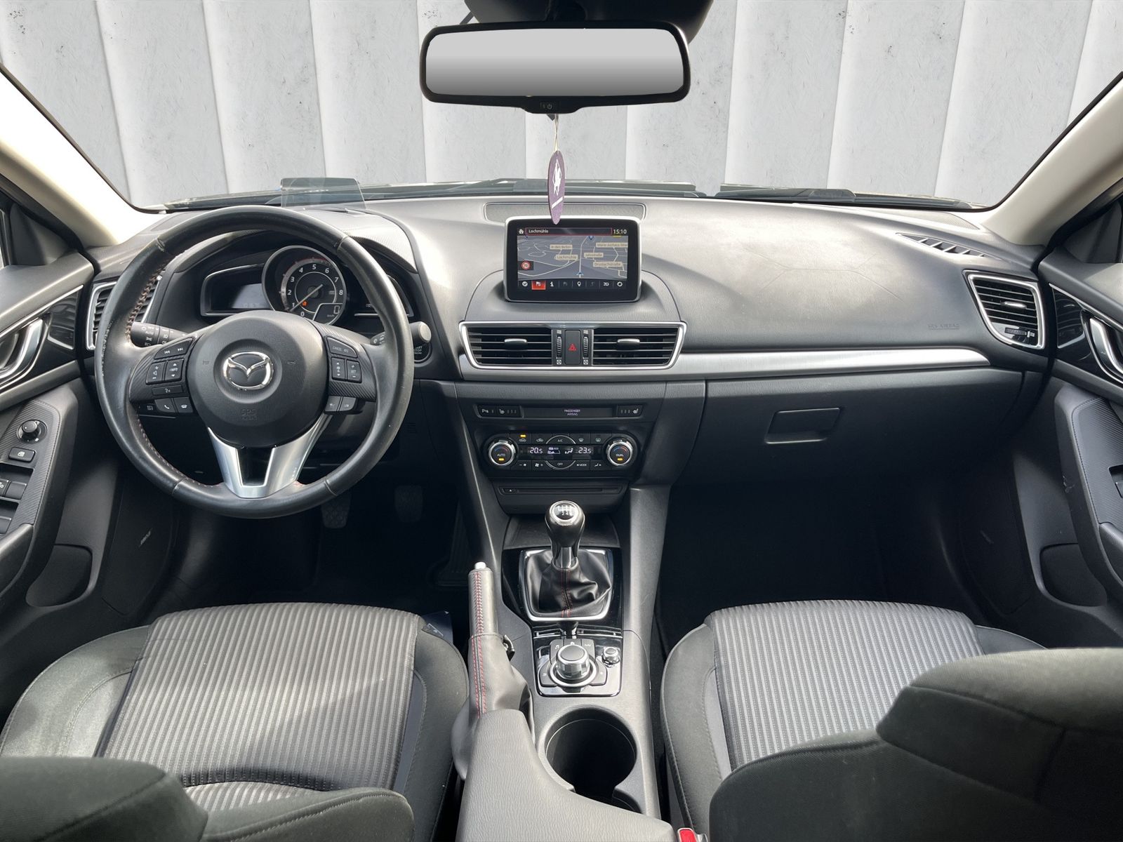 Fahrzeugabbildung Mazda 3 Sports-Line*SHZ*NAVI*XENON*HuD*