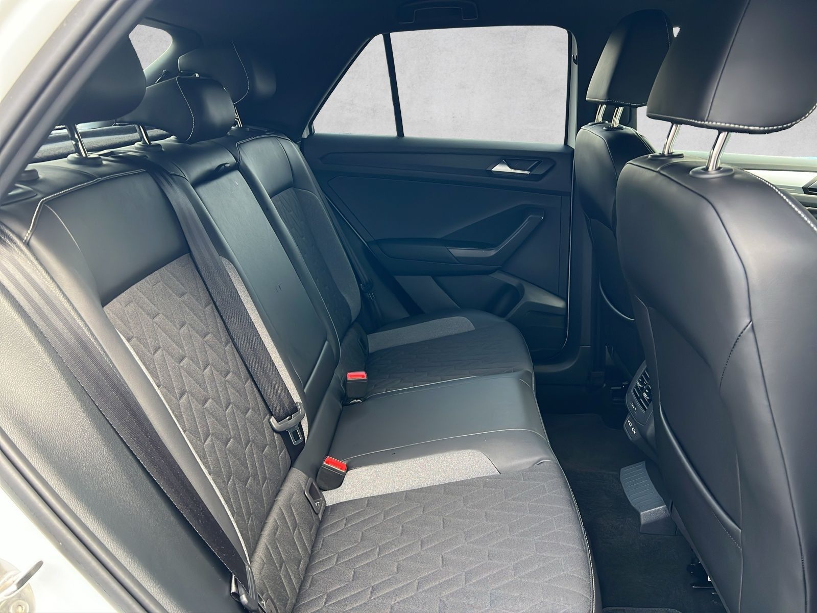 T-Roc Goal 2.0 TDI DSG AHK*Navi*ACC