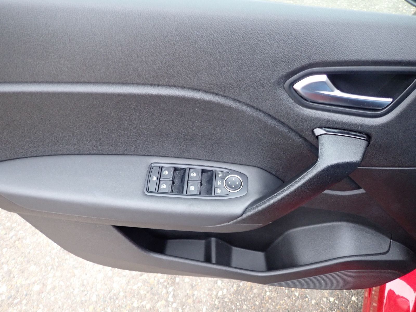 Fahrzeugabbildung Renault Captur Experience TCe 140 EDC