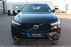 Fahrzeugabbildung Volvo XC60 B4 D AWD R-Design*STDHZG*360°*H&K*