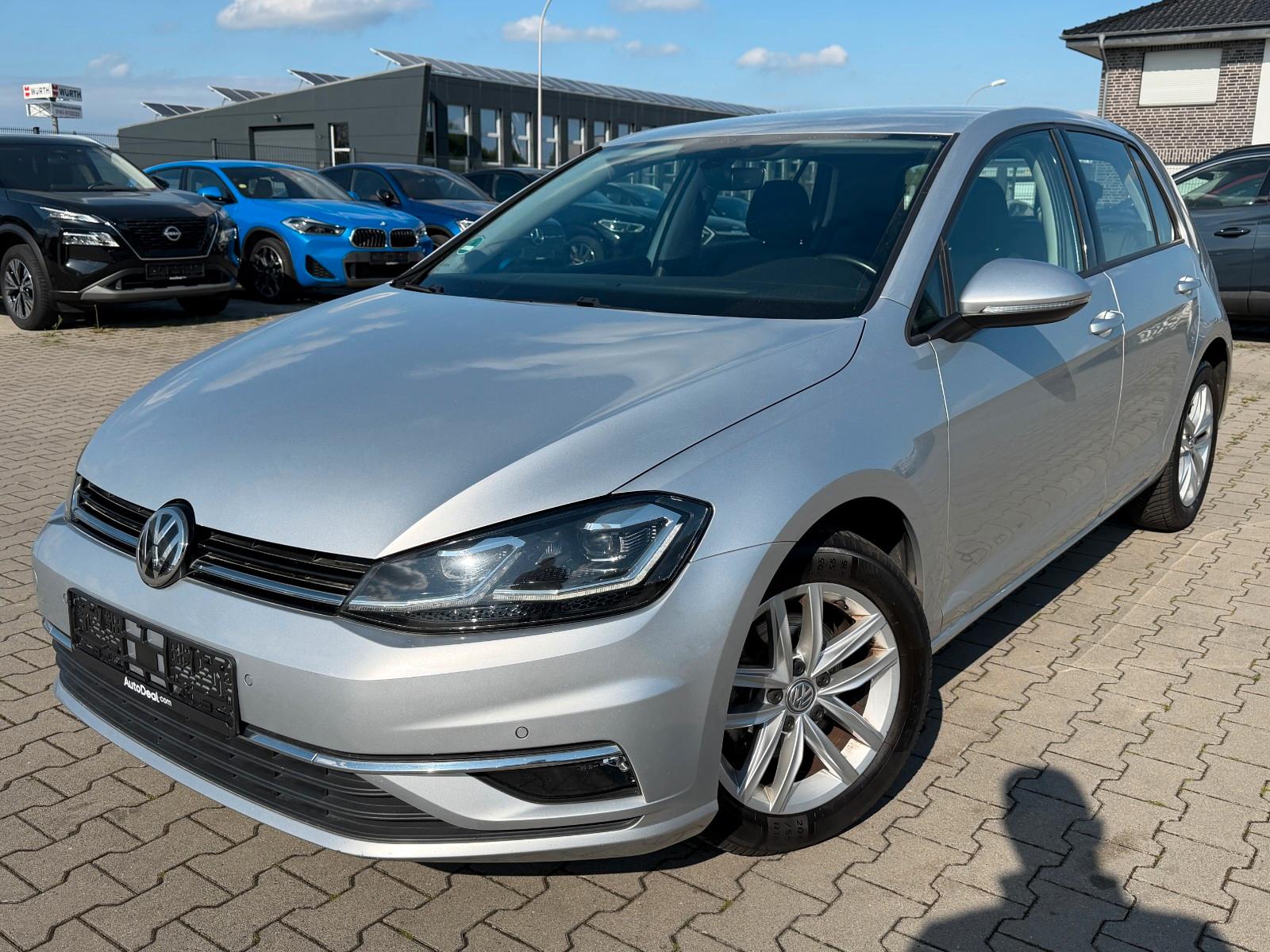 Volkswagen Golf 1.6 TDI Highline
