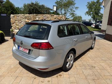 Volkswagen Golf - 4