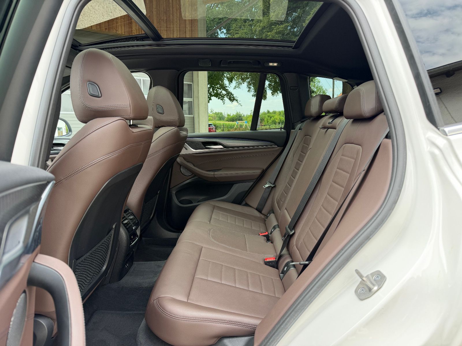 BMW X3 xDrive20d M Sport AHK Pano Memory ACC 1.Hand foto 15
