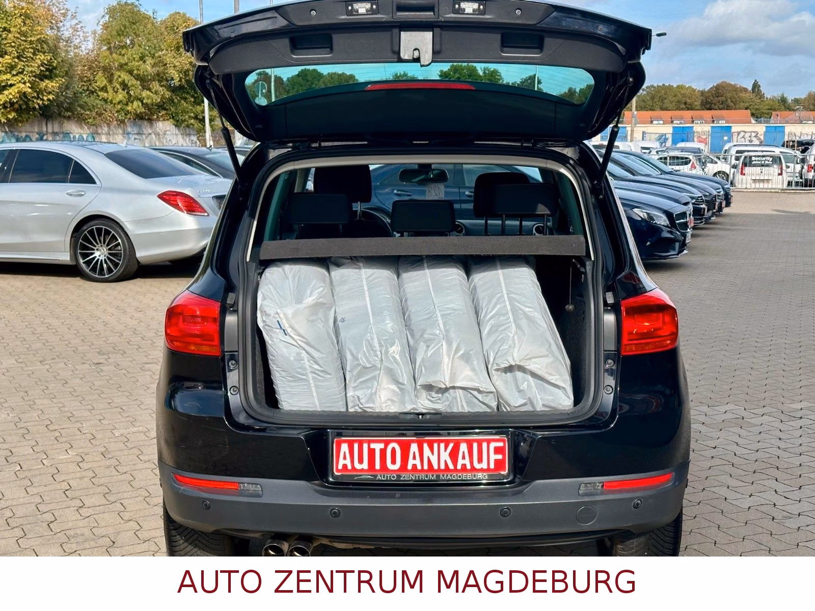 Volkswagen Tiguan Life *2.HAND*NAVI*AHK*TEMPOM.*SITZH.*PDC*
