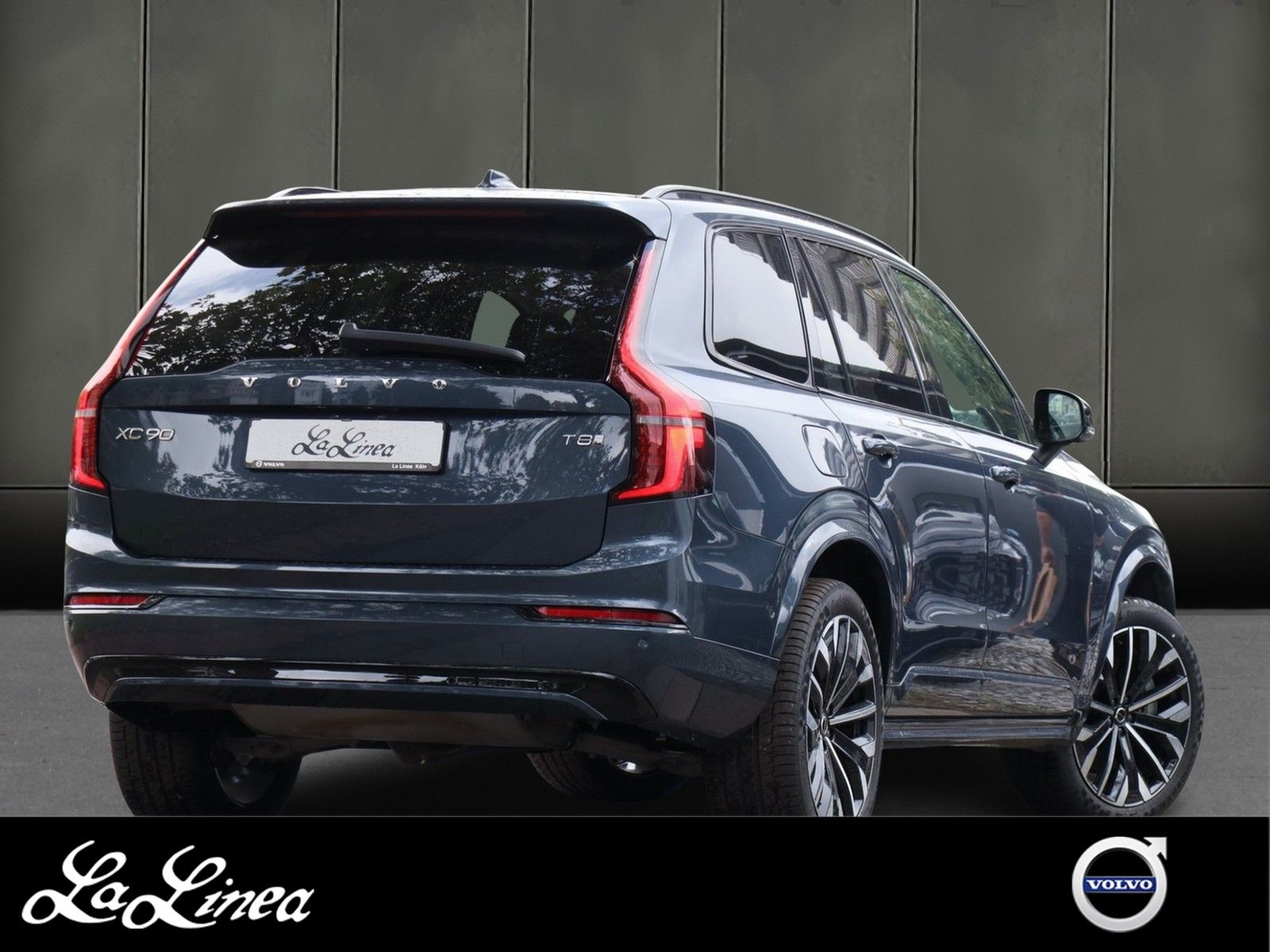 Volvo XC90 T8 Recharge AWD Plus Dark Reskin NP: 95.240 imagem 2