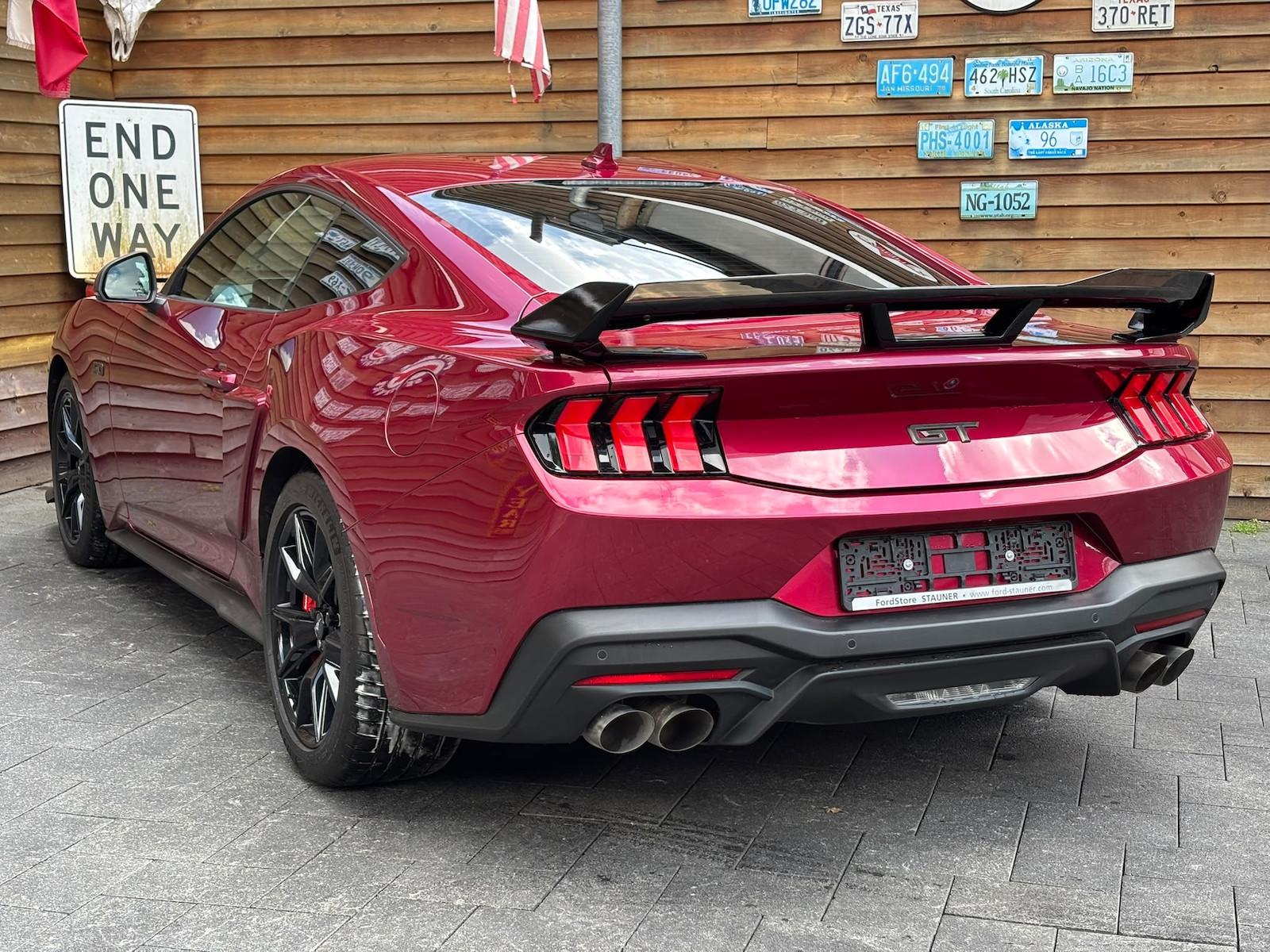 Ford Mustang 5.0 V8 Fastback GT Klappe LED ACC Brembo