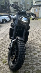 Yamaha XSR900