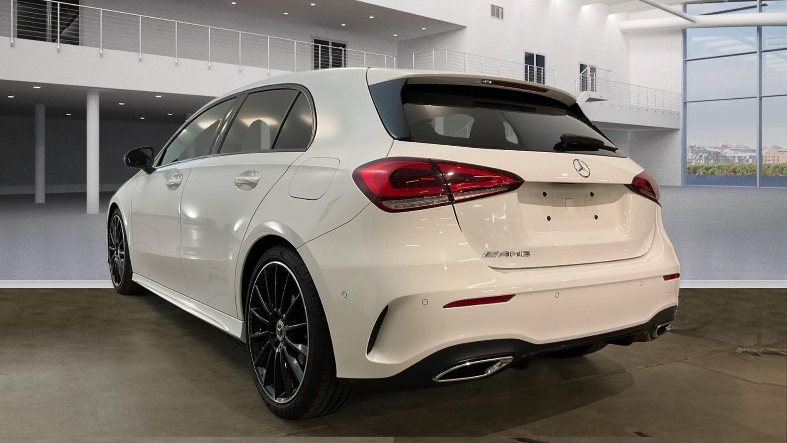 Fahrzeugabbildung Mercedes-Benz A 200d AMG LED BiColor-Leder AHK Ambi Nav Kamera