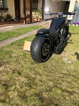 Harley-Davidson Softail Breakout - gebrauchte Motorräder in Rostock