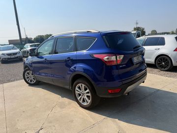 Ford Kuga - 2