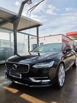 Volvo S90 D5 AWD Geartronic Inscription B&W Sound - Volvo S90: Von Privat