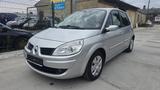 Renault Scenic II Avantage - Renault Scenic Avantage mit Benzin-Antrieb
