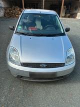 Ford Fiesta - Ford Fiesta aus 2004 mit Diesel-Antrieb